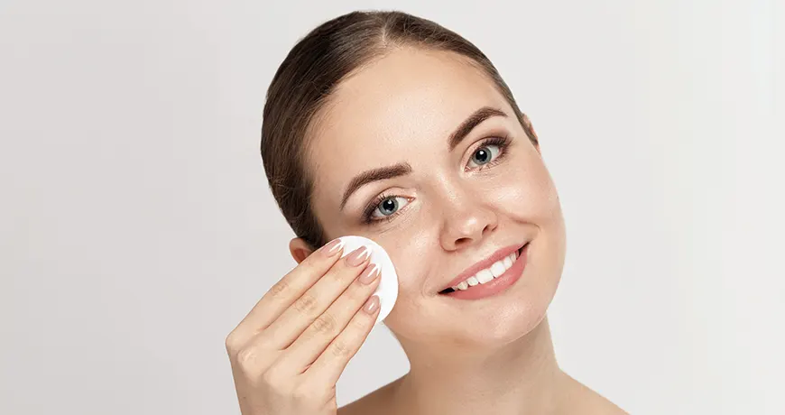 Bez skrivanja: Kako pravilno skidanje šminke može transformisati vašu kožu